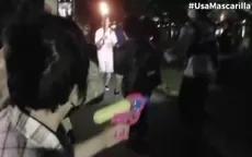 Japón: Mujer intenta apagar la antorcha olímpica con una pistola de agua - Noticias de japon