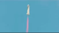 Jeff Bezos alcanza el espacio y finaliza con éxito el vuelo con tripulantes de la nave de Blue Origin. Foto: Captura