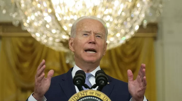 Joe Biden promete una respuesta "devastadora" si los talibanes atacan intereses de Estados Unidos. Foto referencial: AFP Joe Biden promete una respuesta "devastadora" si los talibanes atacan intereses de Estados Unidos. Foto referencial: AFP