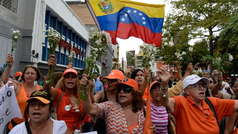 Simpatizantes del l&iacute;der opositor Leopoldo L&oacute;pez. (V&iacute;a: AFP)