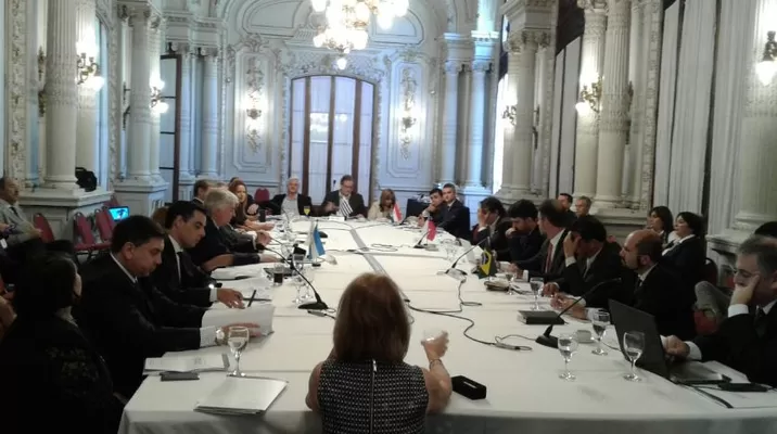 La reunión fue convocada por la canciller argentina Susana Malcorra. (Vía: Twitter) La reunión fue convocada por la canciller argentina Susana Malcorra. (Vía: Twitter)