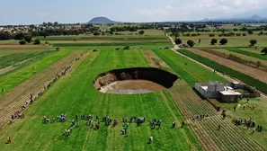 México: Enorme socavón apareció en el centro del país debido a una falla geológica. Foto referencial: AFP