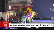 México: Modelo sufre descarga eléctrica en pleno desfile