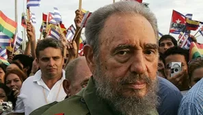 Fidel Castro, el padre de la Revolución Cubana y uno de los protagonistas del siglo XX, murió a los 90 años, anunció su hermano, el presidente Raúl Castro, poco antes de la medianoche del viernes. (Vía: AFP)