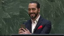 Bukele se toma selfie en estrado de la ONU para denunciar su &quot;formato obsoleto&quot;. Foto y video: AFP