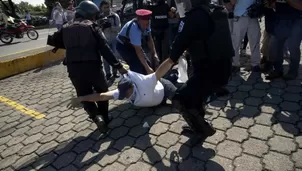 Horas despu&eacute;s de los incidentes no estaba claro qui&eacute;nes hab&iacute;an sido liberados. (Foto: EFE/Video: AFP)