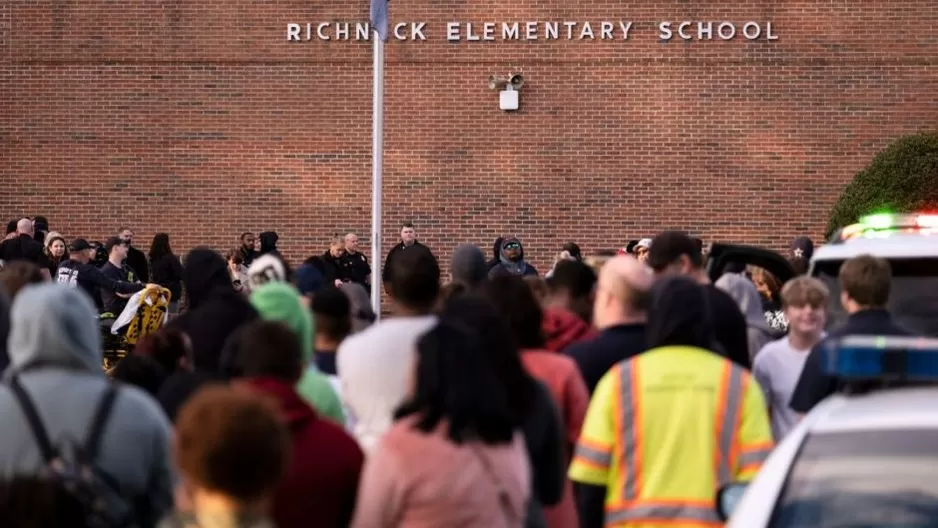 Niño de 6 años detenido tras abrir fuego en escuela de Estados Unidos. (Foto: The Virginian-Pilot/AP)