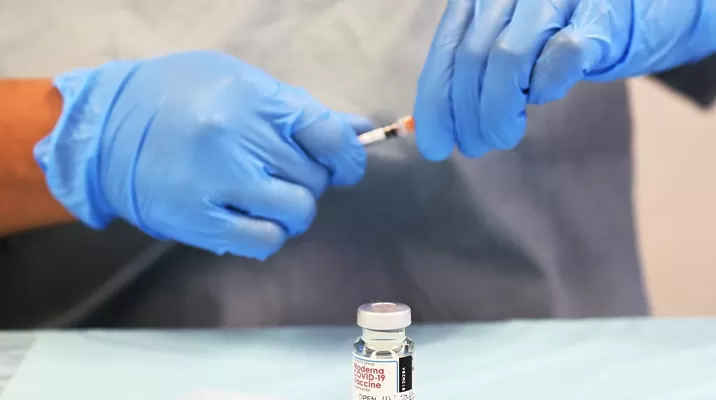 OMS crea programa de compensación para casos de efectos adversos de vacuna contra la COVID-19. Foto: OMS crea programa de compensación para casos de efectos adversos de vacuna contra la COVID-19. Foto: