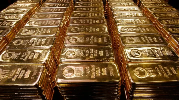Oro cotiza al alza ante un dólar débil y las preocupaciones sobre el riesgo de Evergrande Oro cotiza al alza ante un dólar débil y las preocupaciones sobre el riesgo de Evergrande