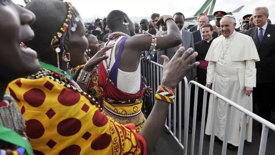 Avión del papa Francisco aterrizó en Nairobi, capital de Kenia. Foto: AFP