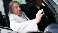 El papa Francisco mejora, pero sigue en el hospital en Roma