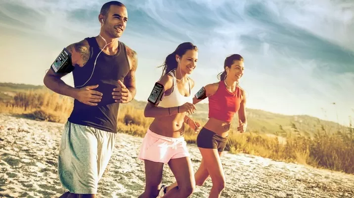 Los smartphones registran el movimiento de los usuarios. Foto: groupon.com