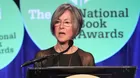Premio Nobel de Literatura 2020 es otorgado a la poeta estadounidense Louise Glück