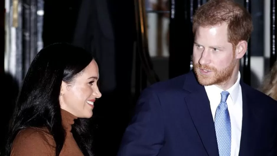 Pr&iacute;ncipe Harry y Meghan Markle dar&aacute;n un &quot;paso atr&aacute;s&quot; como miembros de la familia real. Foto: AFP