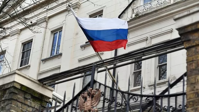 Reino Unido expulsa a 23 diplomáticos rusos por exespía envenenado