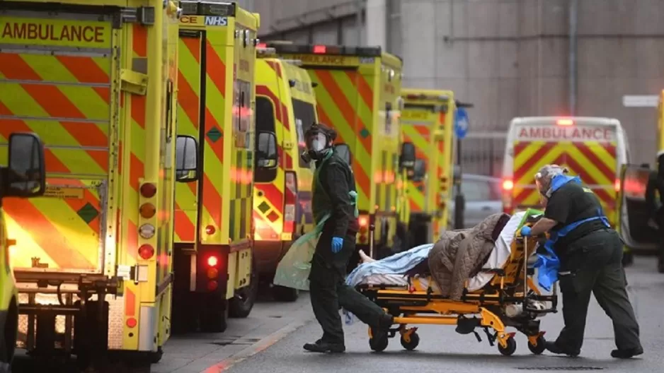 Reino Unido registra su récord diario de muertes por COVID-19 al reportar 1610 decesos en las últimas 24 horas. Foto: EFE