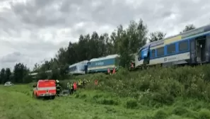 República Checa: Choque de trenes deja tres muertos y decenas de heridos. 