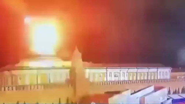 Un video compartido en medios rusos muestra lo que sería el ataque de los drones contra el Kremlin / Captura: Canal N