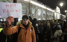 Al menos 800 detenidos en Rusia durante protestas contra invasión a Ucrania  - Noticias de invasion