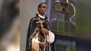 La figura de San Martín de Porres fue bendecida el 1 de noviembre en Singapur y se ubica en una parroquia hispana. Video: Canal N