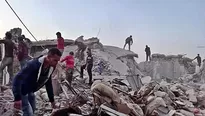 Siria: al menos 53 civiles muertos en bombardeos aéreos a mercado. Video: AFP