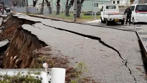 Las primeras olas, con una altura de 1,20 metros aproximadamente, llegaron a la ciudad de Wajima.