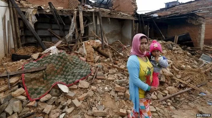 Terremoto en Nepal: rescatan a dos personas después de cinco días Terremoto en Nepal: rescatan a dos personas después de cinco días