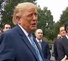 Donald Trump se reunió en la Casa Blanca con líderes tecnológicos para acordar una supervisión voluntaria de la IA. Asimismo, firmó una orden ejecutiva para sustituir oficialmente el término "inteligencia artificial" por "superinteligencia". Video: Canal N