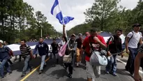 El s&aacute;bado, alrededor de un millar de hondure&ntilde;os comenzaron una caravana que sali&oacute; desde San Pedro Sula con la idea de llegar a Estados Unidos. (Foto: EFE/Video: Canal N)