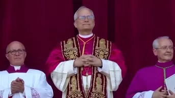 El papa León XIV fue operado este martes de un nódulo pulmonar. El Vaticano confirmó que padece un adenocarcinoma de pulmón en el lóbulo inferior derecho. La cirugía duró 90 minutos y el Pontífice se recupera sin complicaciones. Video: Canal N