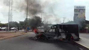 Cami&oacute;n que lo arroll&oacute; fue incendiado por manifestantes. Foto: Runrunes.es