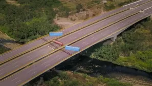 Unos veinte efectivos de la Guardia Nacional, armados, custodiaban la zona. (Foto: EFE/Video: Canal N)