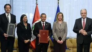 Humala llegó en horas de la mañana a Bélgica en el avión presidencial acompañado de la canciller Ana María Sánchez para encontrarse con altos comisionados europeos. (Vía: AFP)