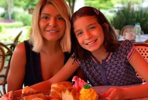 Itatí Cantoral genera reacciones con fotografía junto a su hija María Itatí
