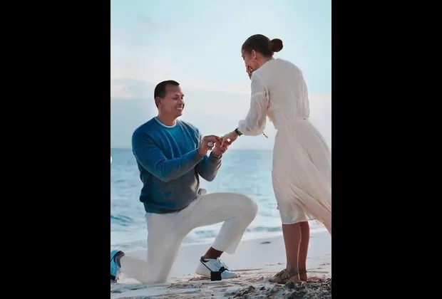 Jennifer López y Alex Rodríguez compromiso