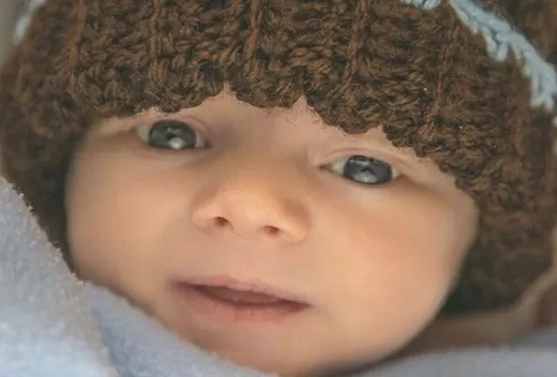 Julián Gil mostró el rostro de su hijo con Marjorie de Sousa 