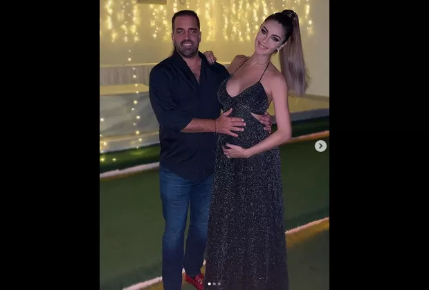 Laura Spoya se luce así a pocos días de dar a luz a su primera hija 