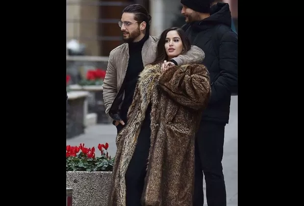 Maluma y modelo de 'Felices los 4'