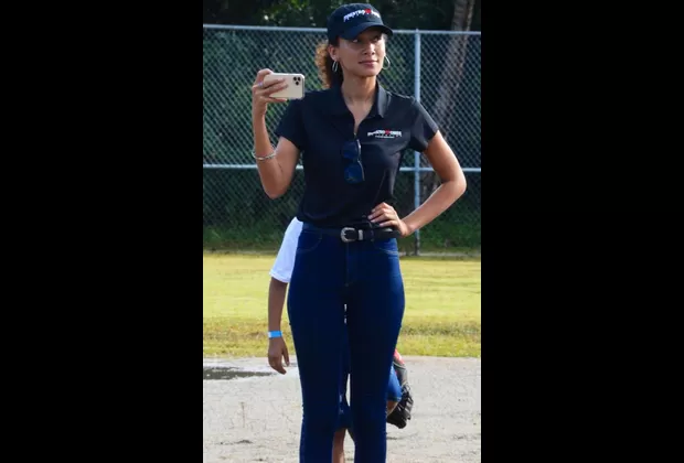 Marc Anthony pone fin a rumores de reconciliación con JLo con fotos junto a su novia