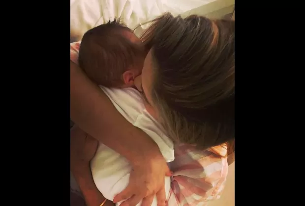 María Grazia Gamarra celebra el primer mes de su hija Eva con esta imperdible foto