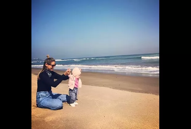 María Grazia Gamarra disfruta así de sus cortas vacaciones junto a su hija Eva