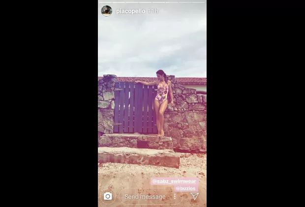 María Pía Copello lució su figura en las playas de Brasil