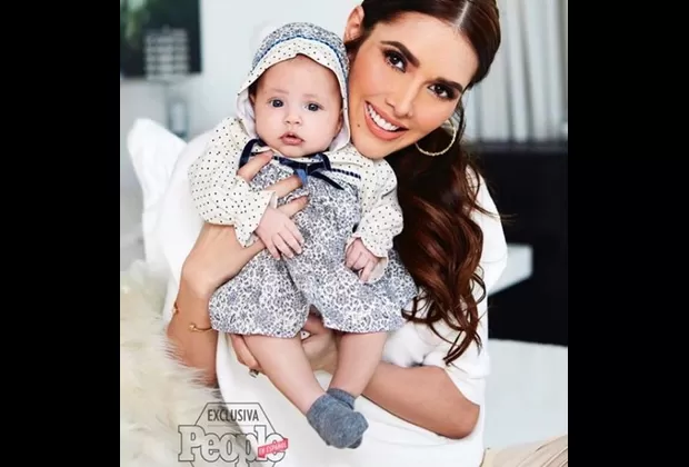 Marlene Favela conmueve con fotos junto a su hija Bella y a su madre