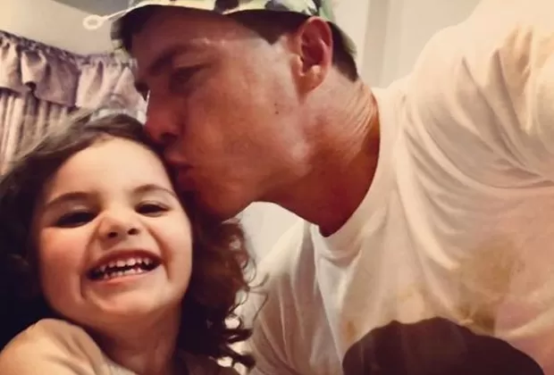 Mauricio Aspe: así la pasa el actor junto a sus hijas tras alejarse de la TV