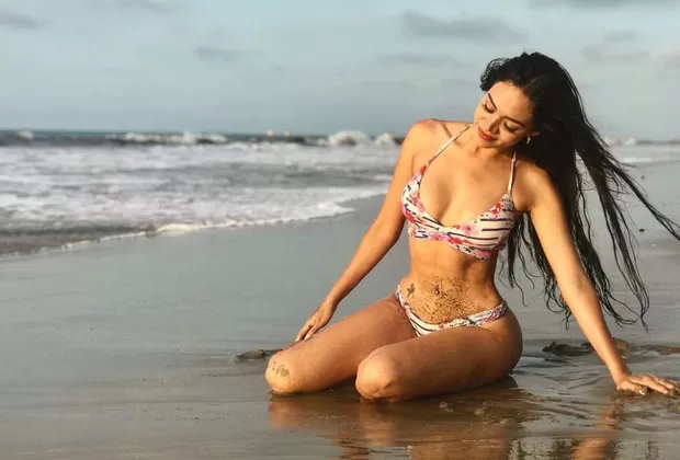 Mayra Goñi cautiva a fans con esta fotografía en ropa de baño