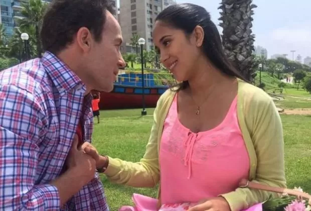 Melissa Paredes ojitos hechiceros