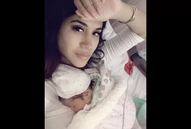 Melissa Paredes y su bebé