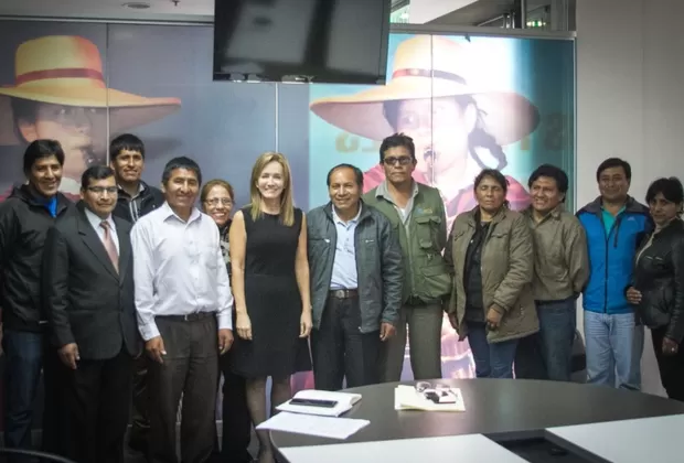 Minedu firmó acuerdo con el SUTE y maestros volverán a clases en 4 regiones