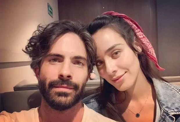 Osvaldo Benavides sorprende con foto de su actual pareja