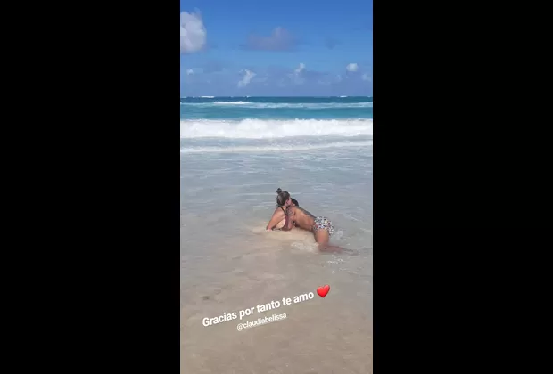 Pedro Gallese y sus románticos mensajes para Claudia Díaz por Año Nuevo